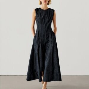 Massimo Dutti 
Elegant Black Sleeveless denim retro Dress